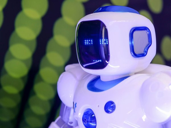 What Future Trends Are Shaping the Smartphone Industry?